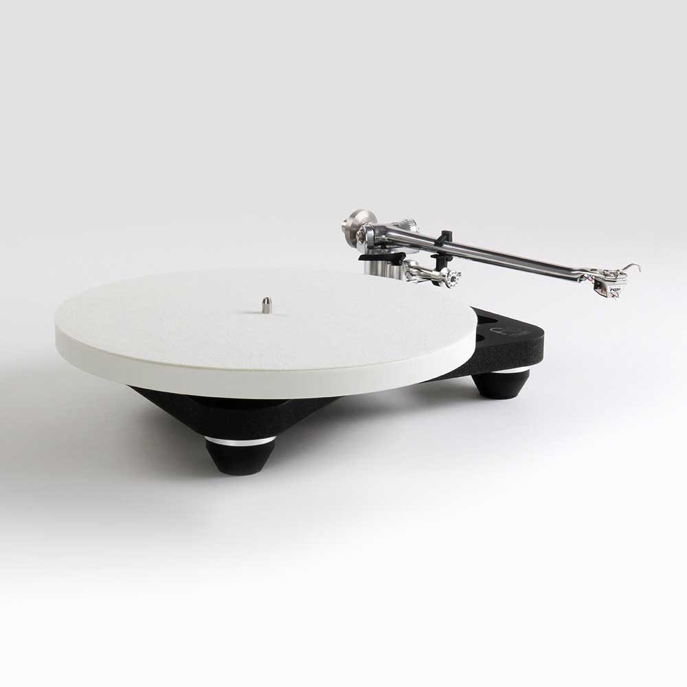 Rega - Planar 10 turntable and P10 PSU