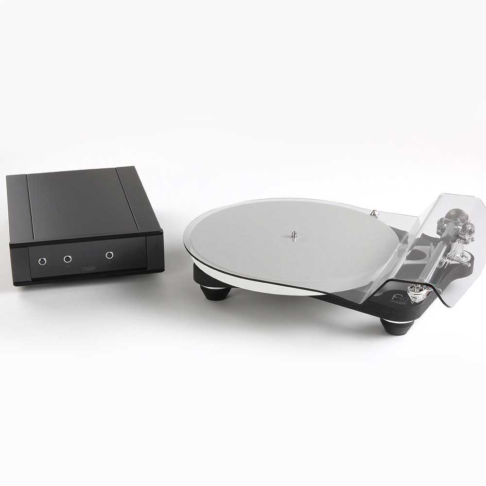Rega - Planar 10 turntable and P10 PSU