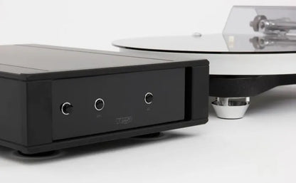 Rega - NAIA Reference Turntable - The Ultimate Rega Turntable