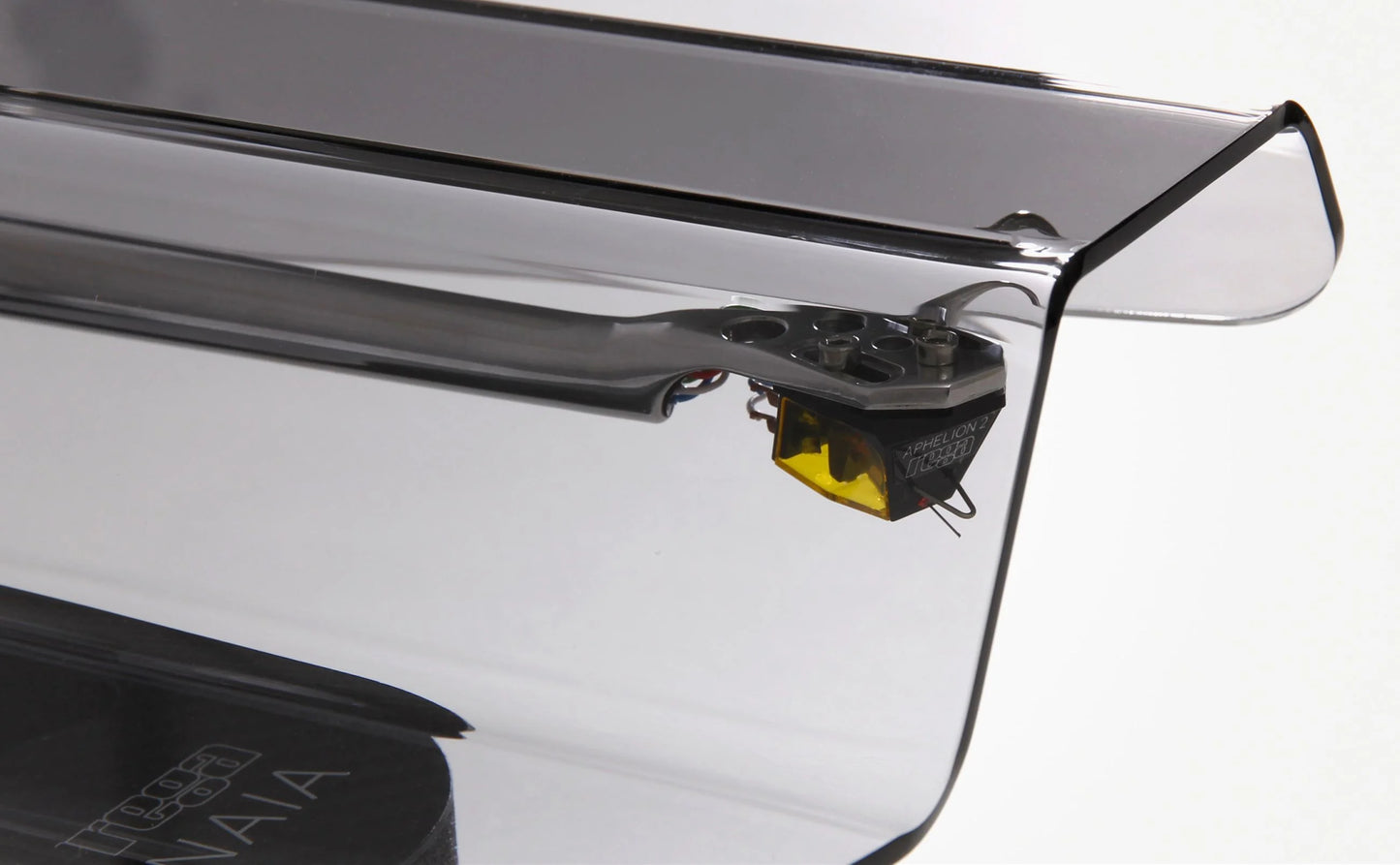 Rega - NAIA Reference Turntable - The Ultimate Rega Turntable