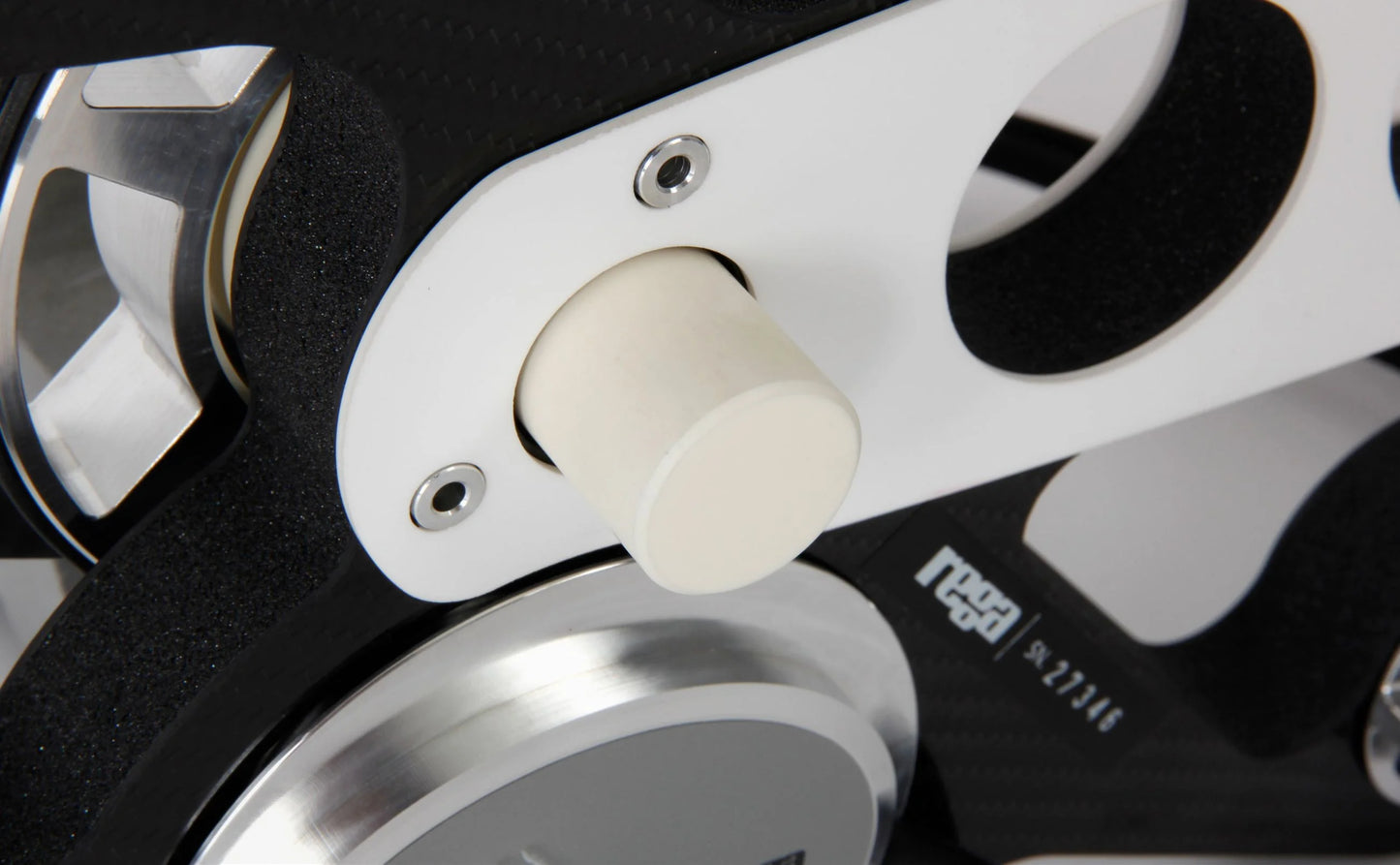 Rega - NAIA Reference Turntable - The Ultimate Rega Turntable