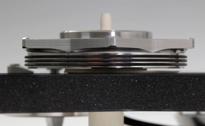 Rega - NAIA Reference Turntable - The Ultimate Rega Turntable