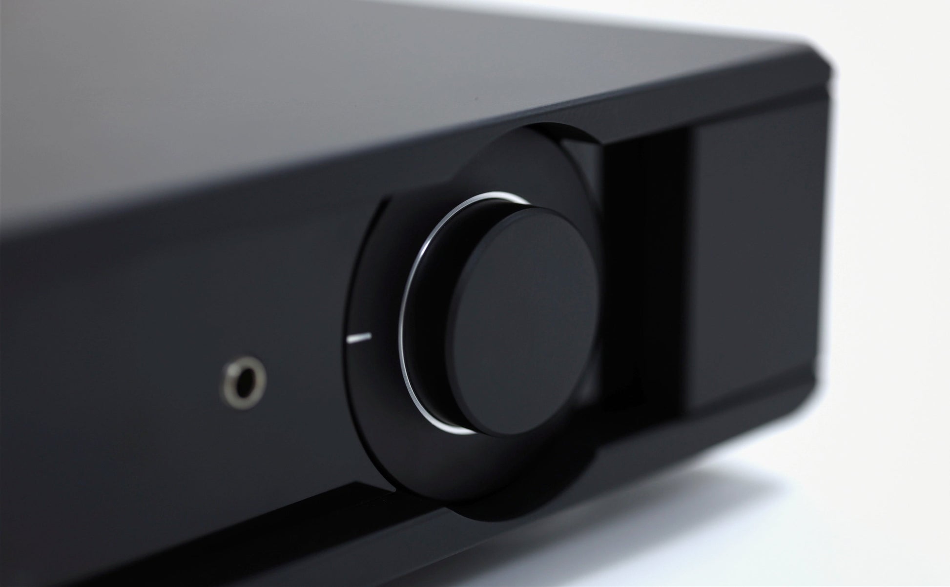 Rega MERCURY Reference Pre - Amplifier