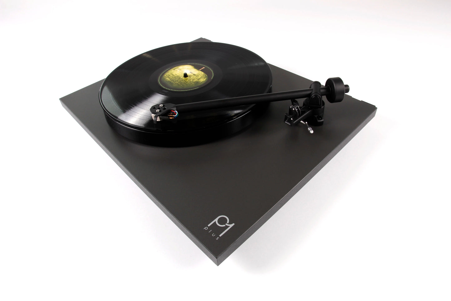 Rega Planar 1 PLUS turntable