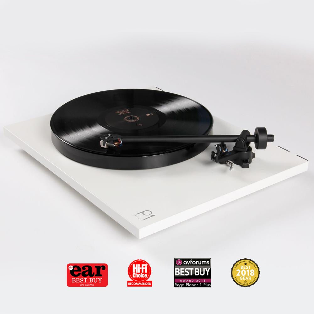 Rega Planar 1 PLUS turntable