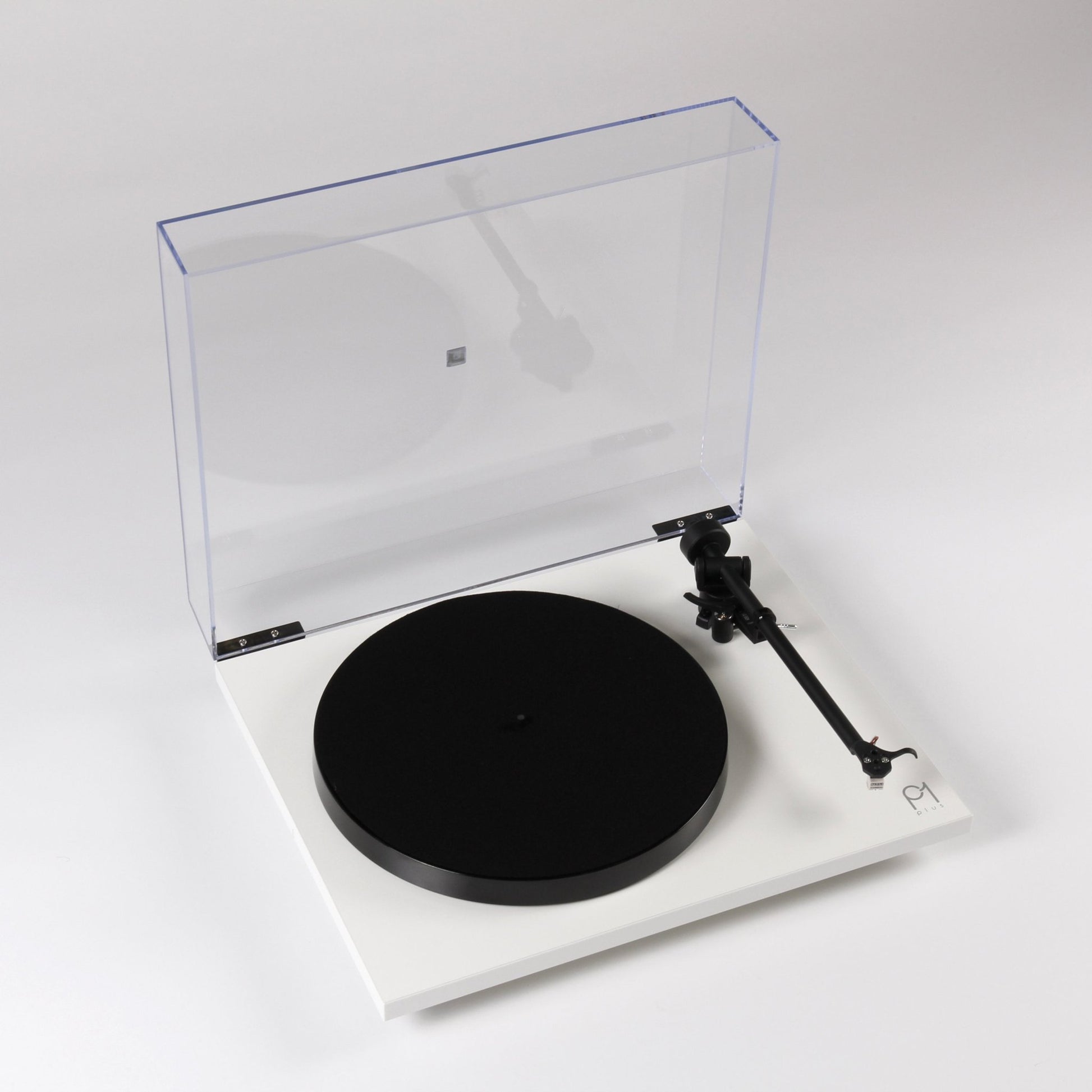 Rega Planar 1 PLUS turntable