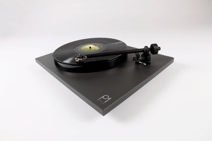 Rega Planar 1 PLUS turntable