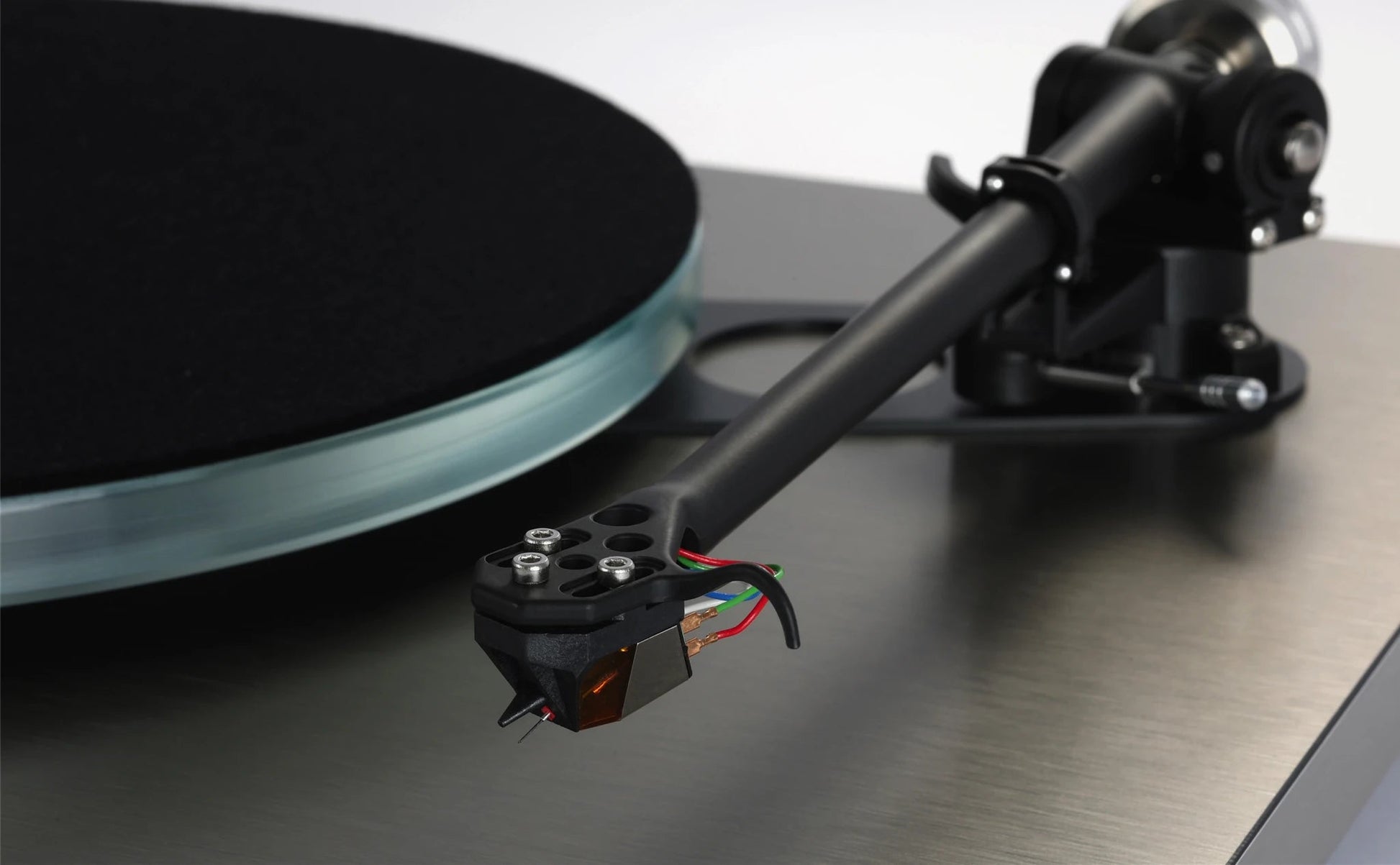 Rega Planar 6 RS Edition Rega Special Turntable