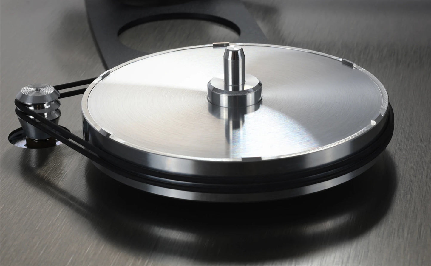 Rega Planar 6 RS Edition Rega Special Turntable