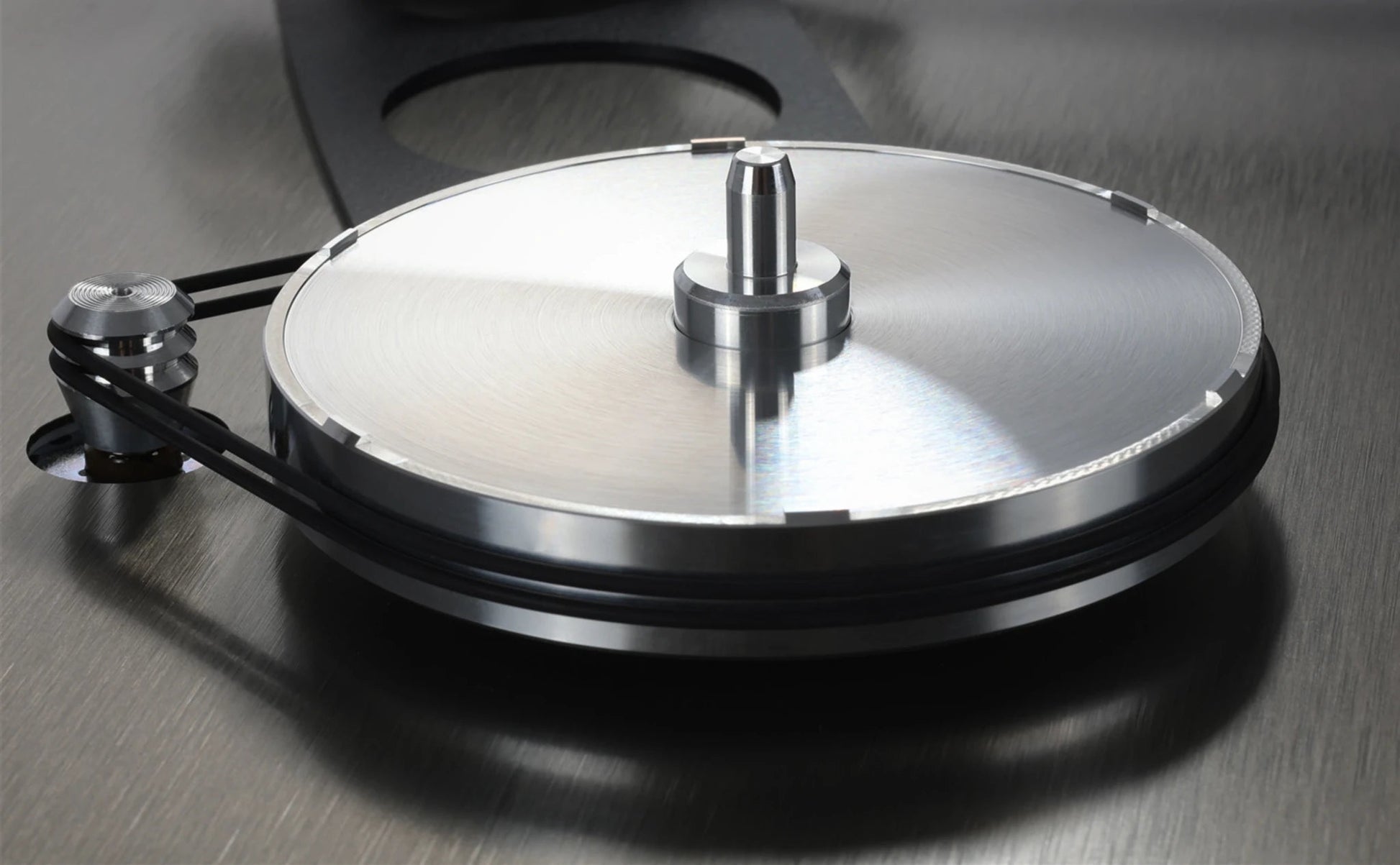 Rega Planar 6 RS Edition Rega Special Turntable