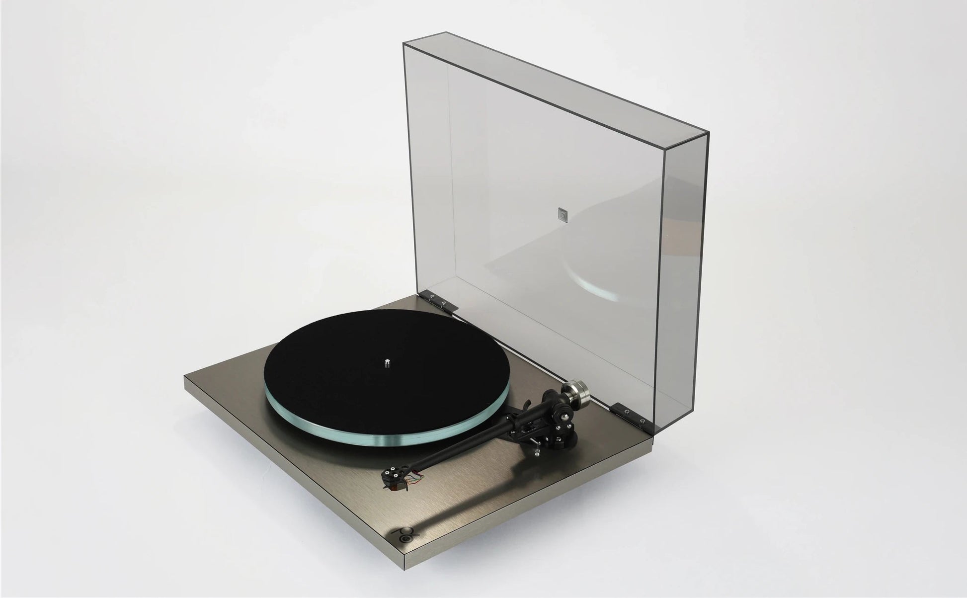 Rega Planar 6 RS Edition Rega Special Turntable