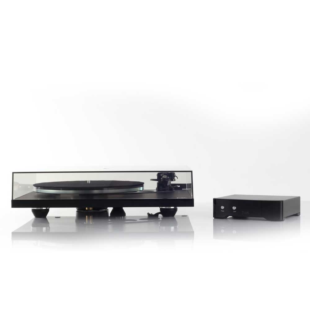 Rega Planar 6 Turntable and Neo PSU