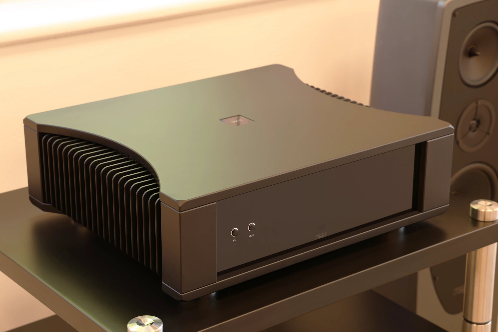 Rega SOLIS Reference Power Amplifier