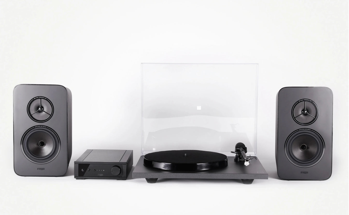 Rega SYSTEM ONE - Complete all - in - one Analogue Solution
