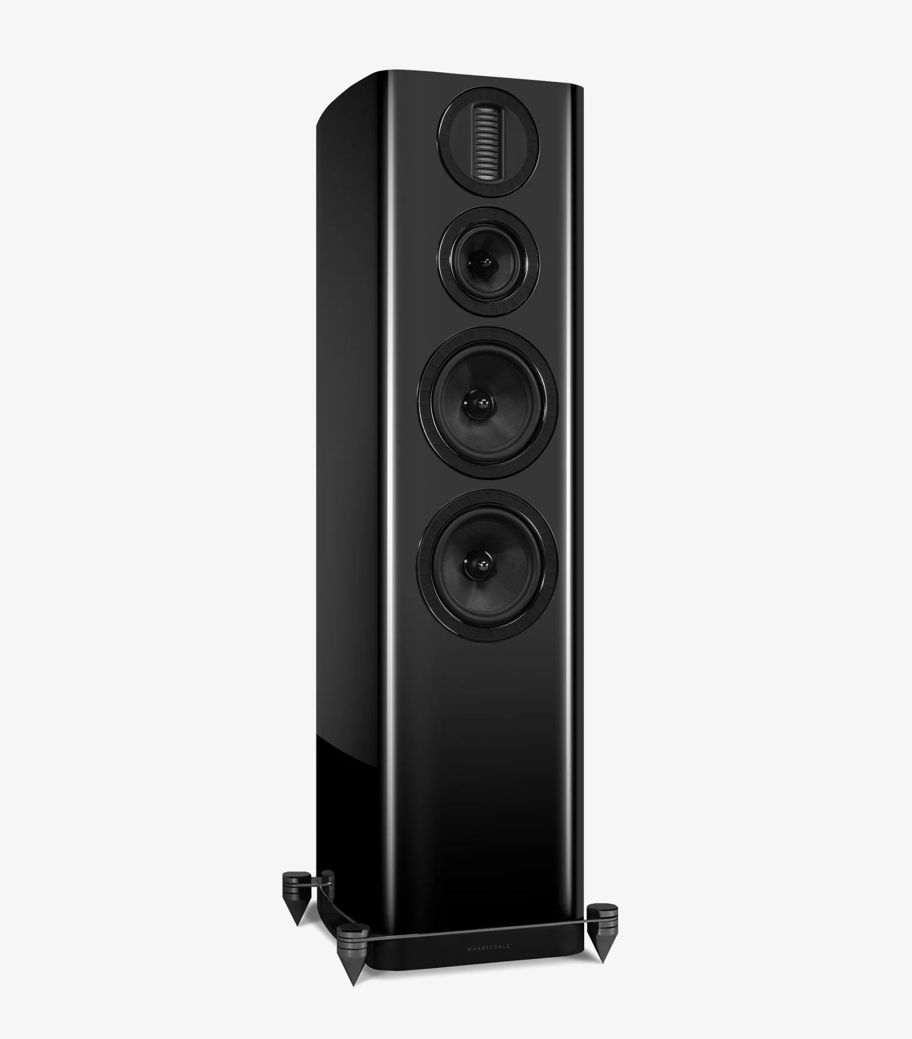 Wharfedale AURA 4 floorstanding speakers